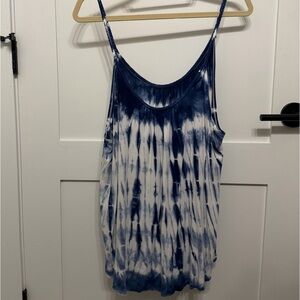 American Eagle Outfitters Navy and White Tie-Dye Tank Top
